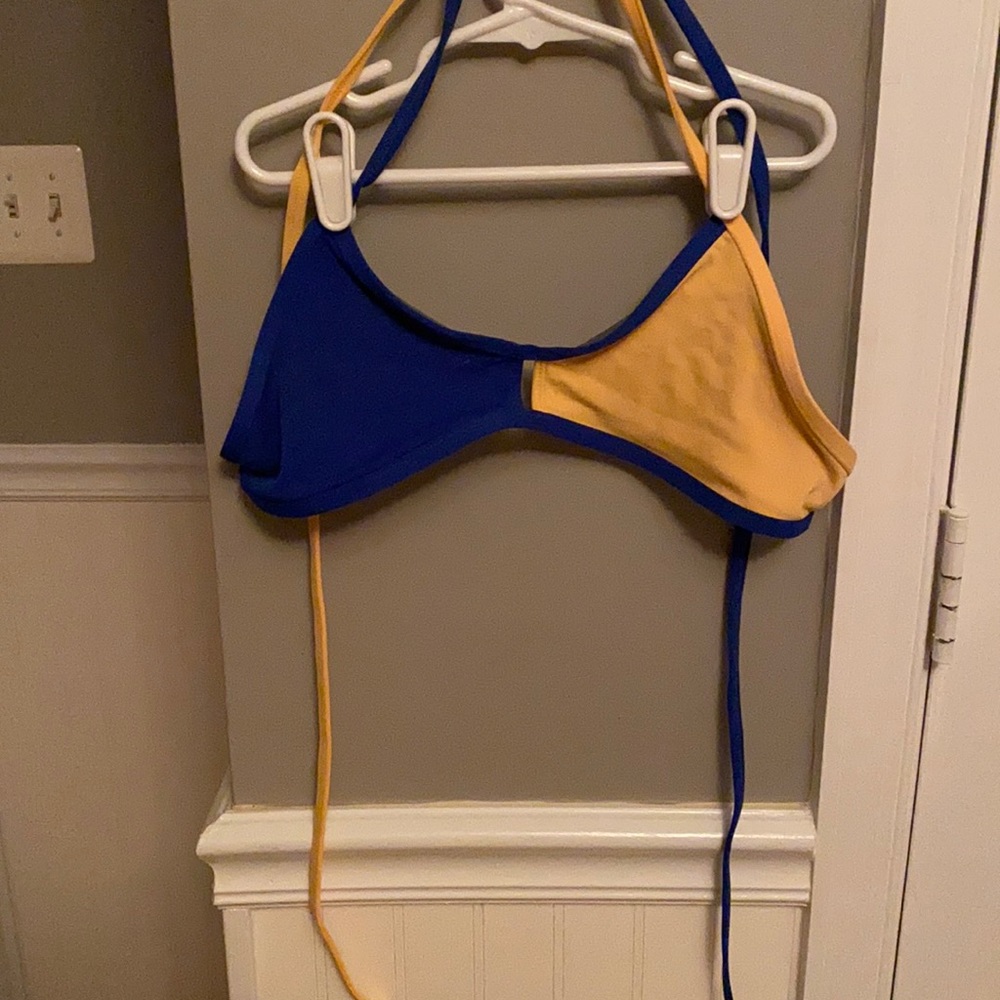 Bikini top
